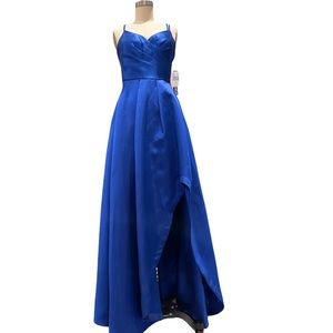 My Michelle dress. In Royal blue.